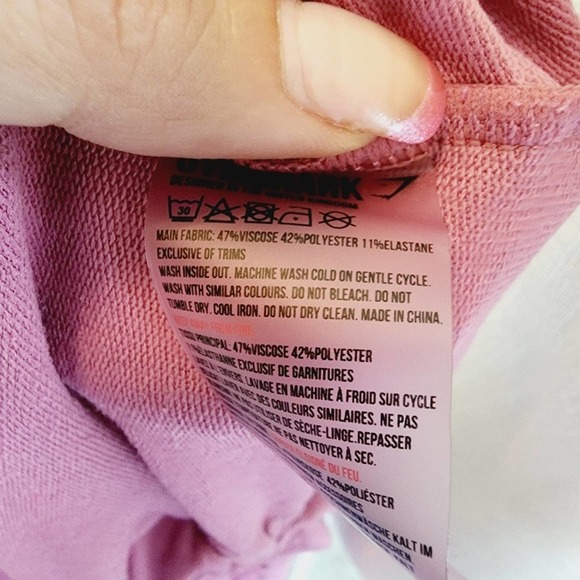 GYMSHARK MAUVE TOP WITH GATHERED ADJUSTABLE BACK SIZE MED - Picture 4 of 6